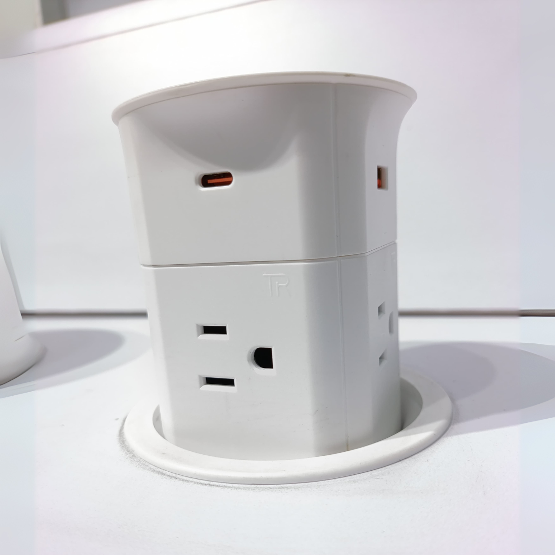 Grommet Alfa Plus – Conexión Eléctrica y USB de Alta Potencia con Carga Inalámbrica