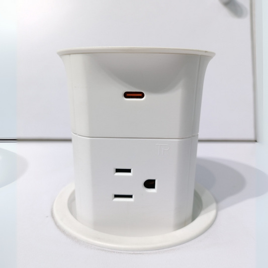 Grommet Alfa Plus – Conexión Eléctrica y USB de Alta Potencia con Carga Inalámbrica